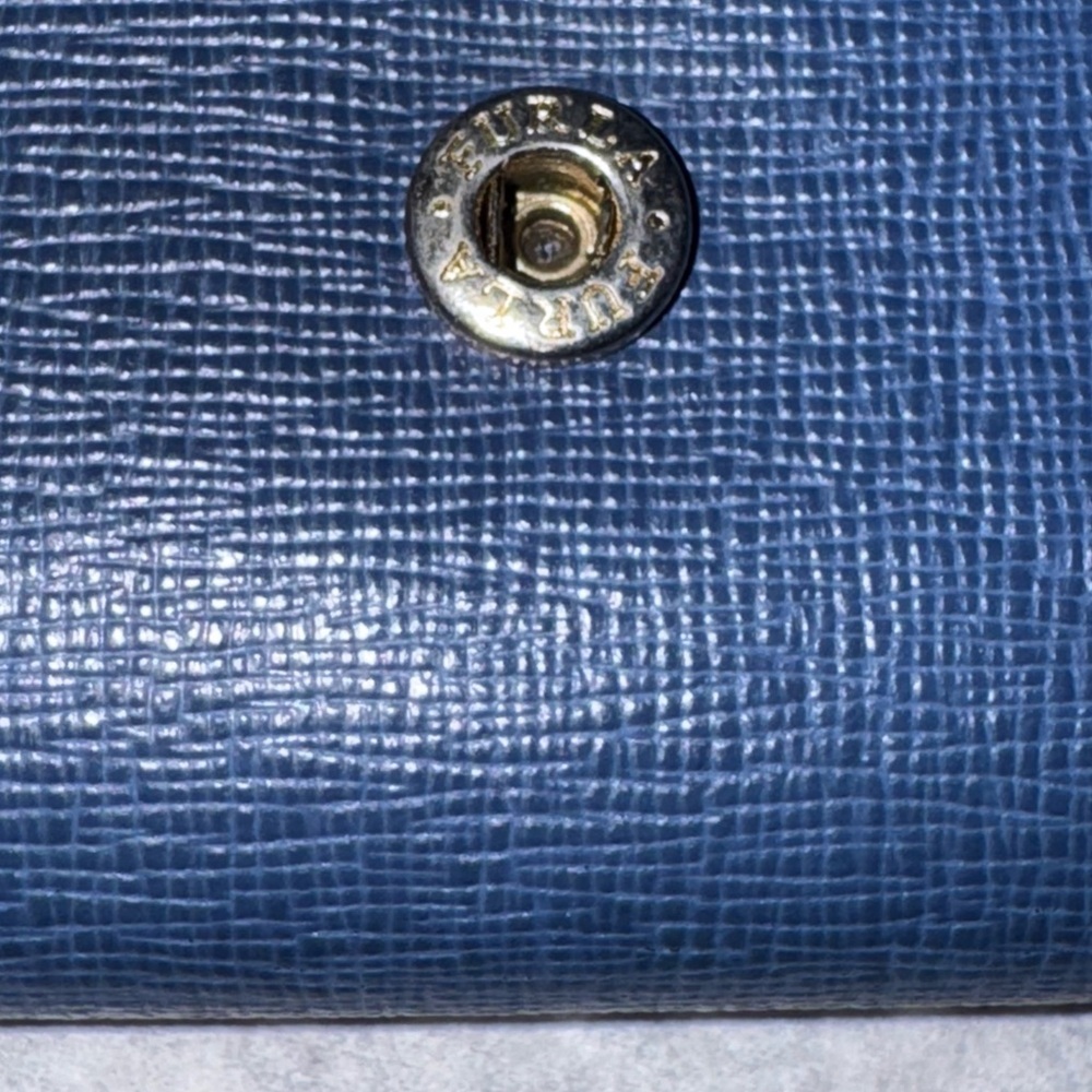 Preowned GUC Furla Blue Leather Wallet Classic Design - Picture 3 of 10